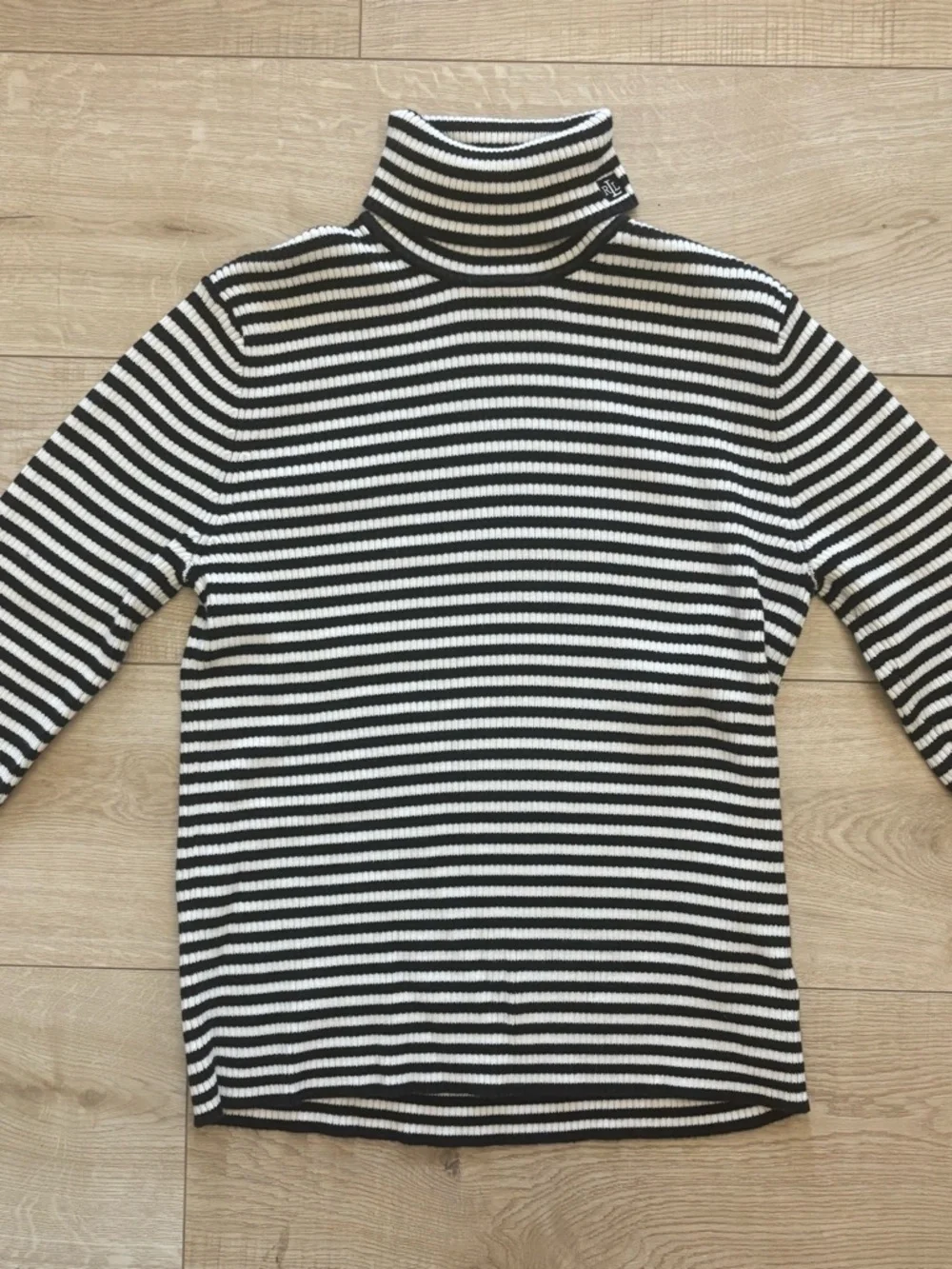 Ralph Lauren Preppy Black & White Striped Chunky Knit Turtleneck Sweater Ribbed - Picture 3 of 10